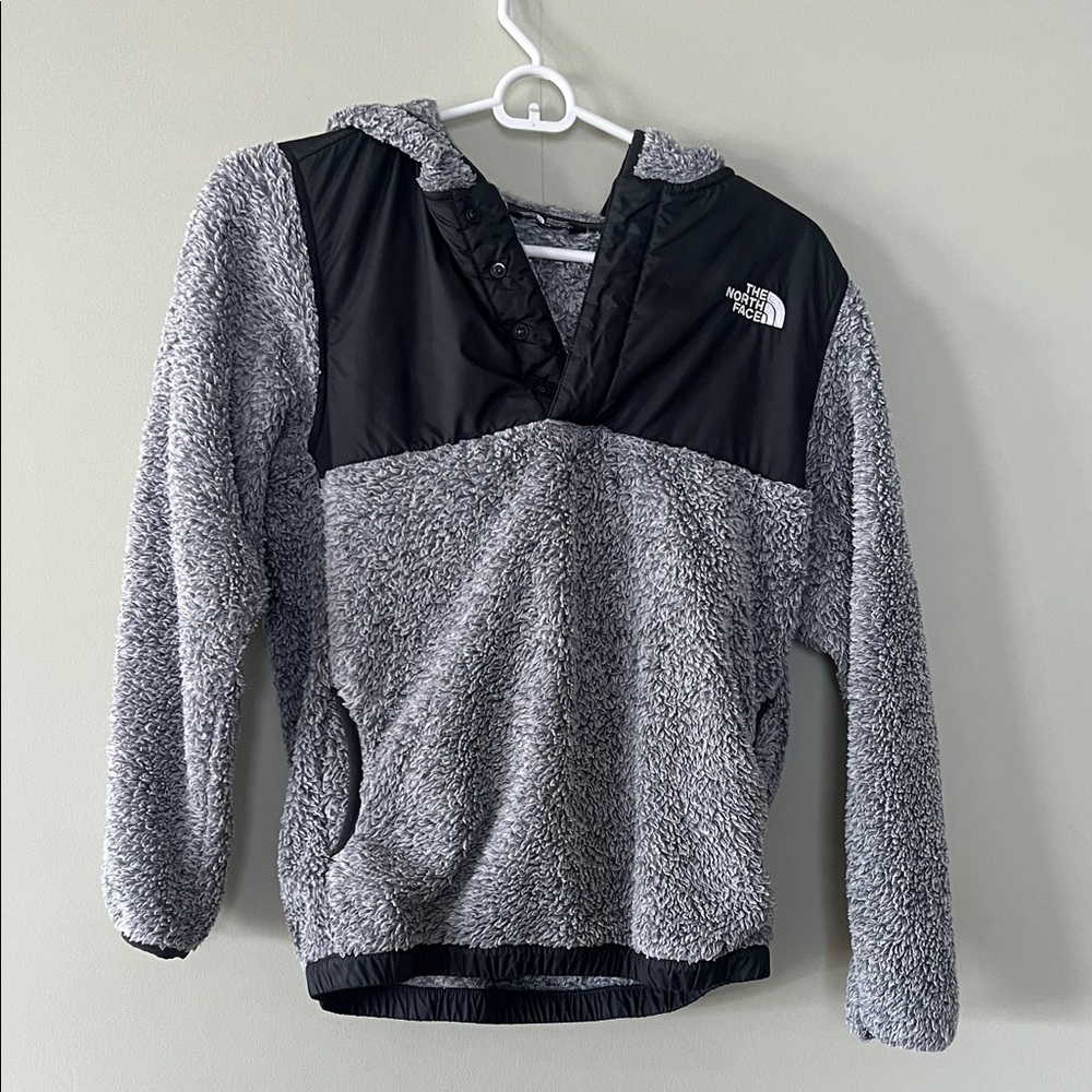 The North Face Gray & Black Sherpa Pullover Hoodie